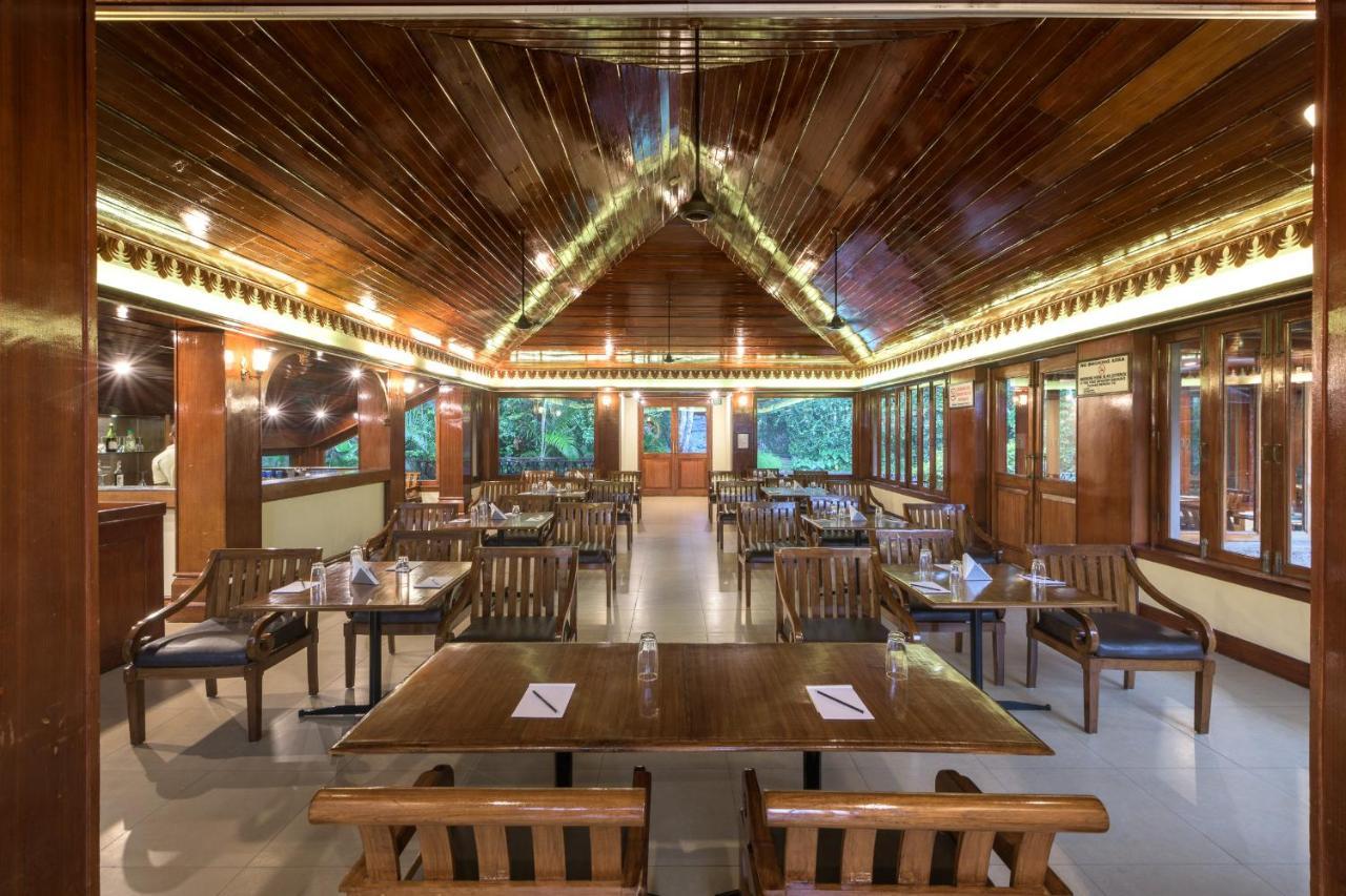 Club Mahindra Thekkady Hotel Ngoại thất bức ảnh