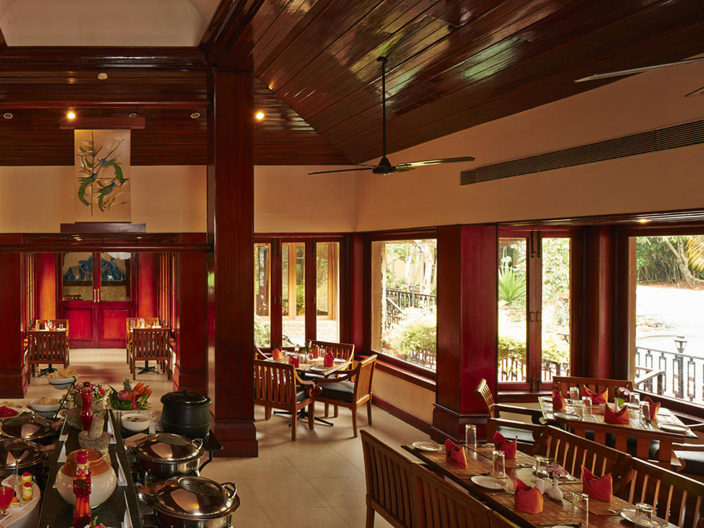 Club Mahindra Thekkady Hotel Ngoại thất bức ảnh