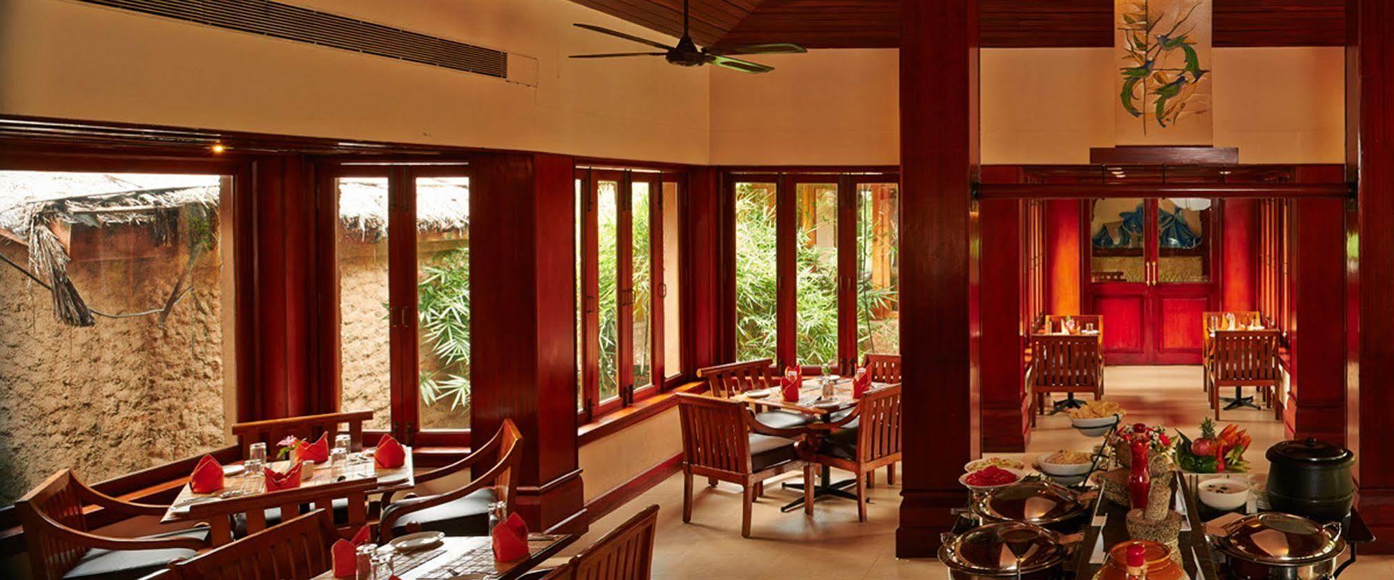 Club Mahindra Thekkady Hotel Ngoại thất bức ảnh
